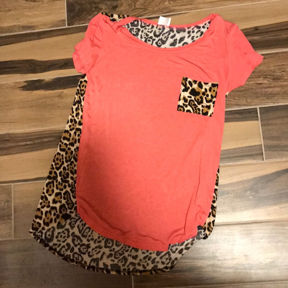 Coral and leopard print soft shirt